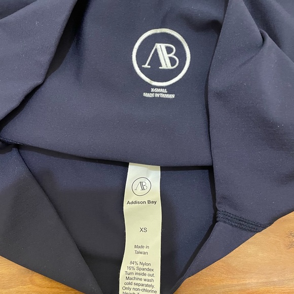 Addison Bay Everyday Legging - Picture 4 of 4